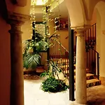 Hotel Conde De Cardenas