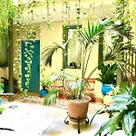 Conde De Cardenas 2*