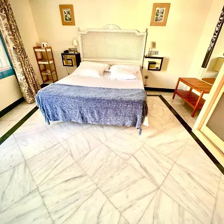 Conde De Cárdenas 2*