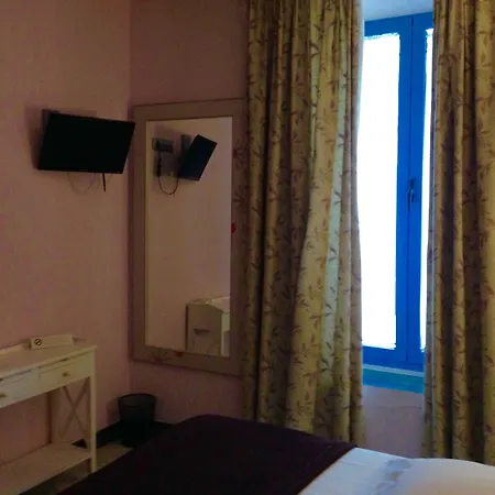 Conde De Cárdenas 2*