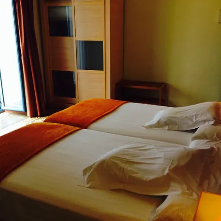 Hotel Conde De Cárdenas 2*