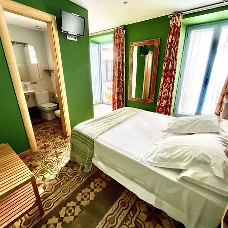 Hotel Conde De Cárdenas 2*
