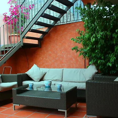 孔德去卡德纳斯酒店 2*