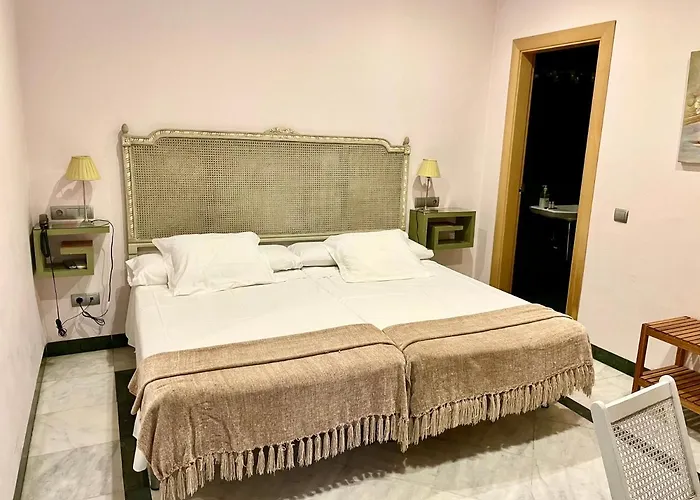 Hotell Conde De Cardenas