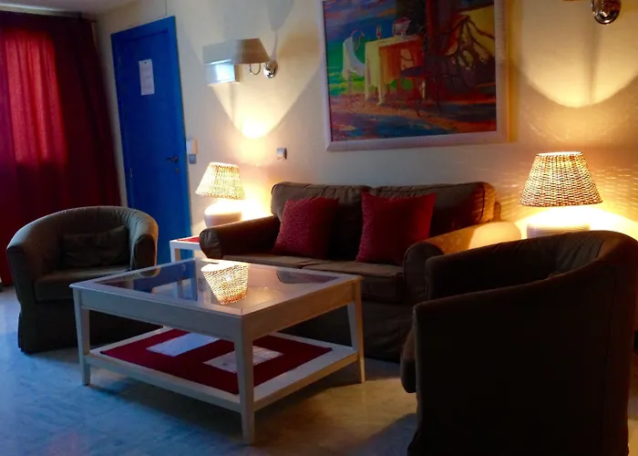 Conde De Cardenas 2*