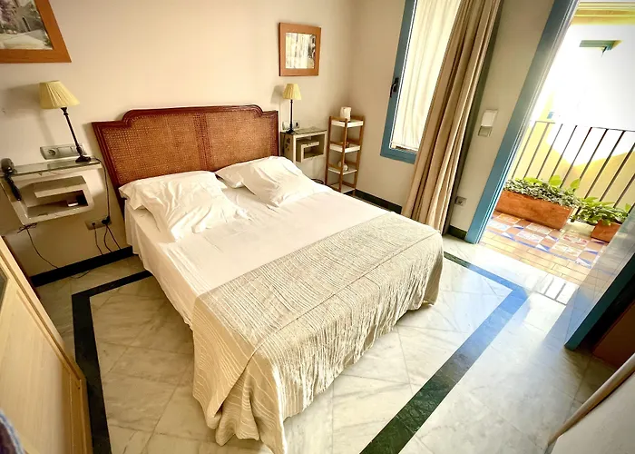 Conde De Cárdenas 2*