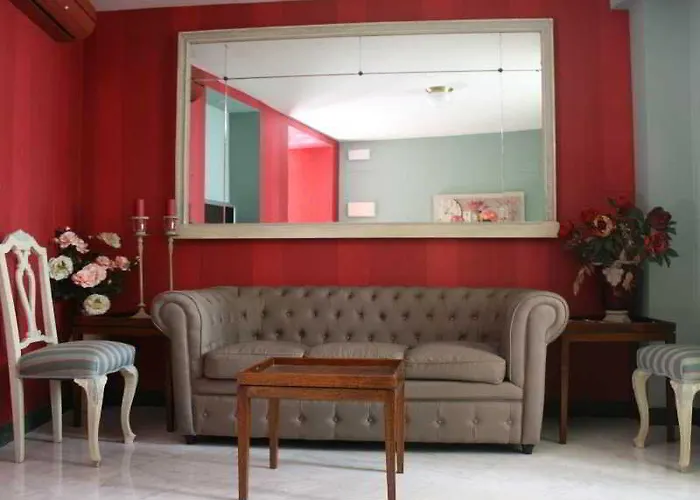 Hotell Conde De Cardenas 2*