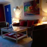 Conde De Cárdenas 2*